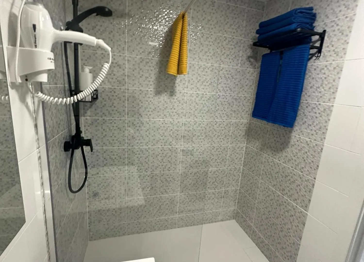 Apartamento Moderno Soho - Nuevo! En El Centro Y Cerca De La Playa!Parking Gratuito! Málaga Spagna