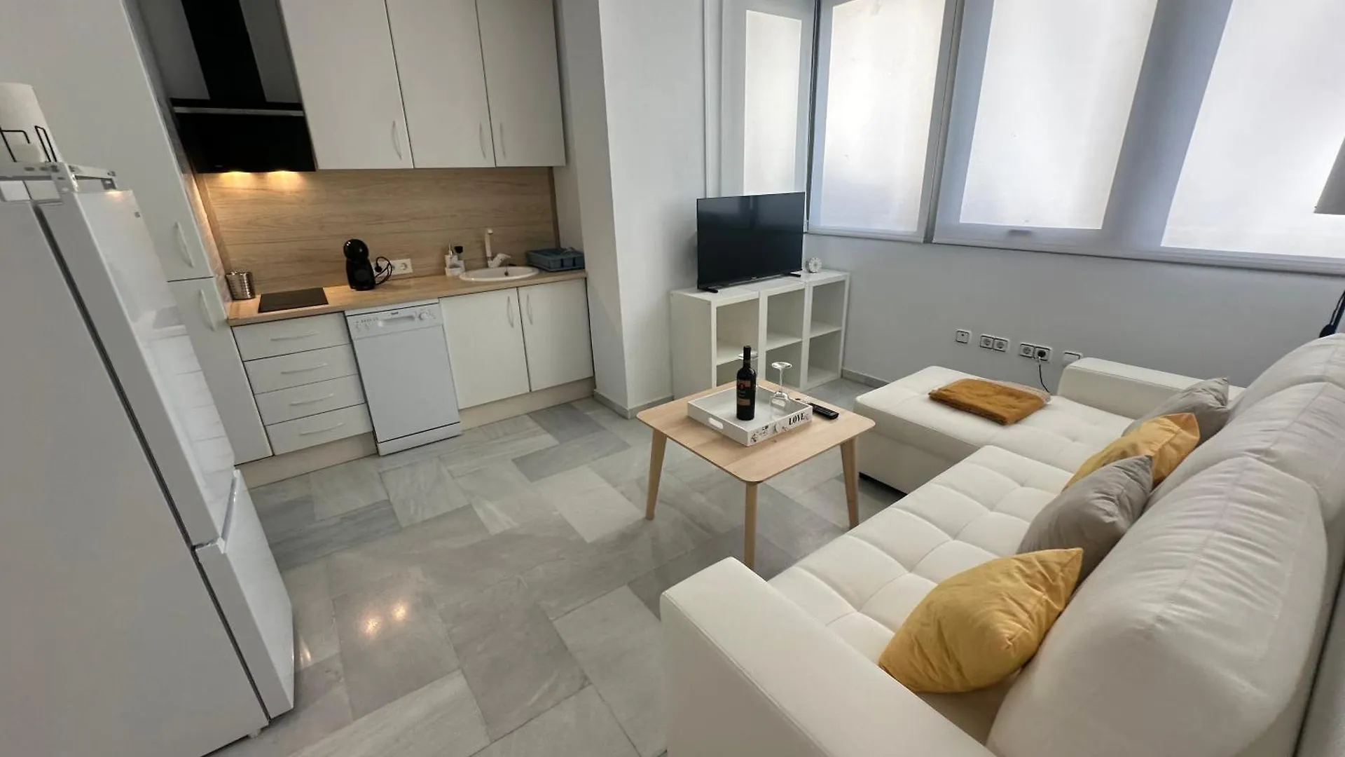 Apartamento Moderno Soho - Nuevo! En El Centro Y Cerca De La Playa!Parking Gratuito! Málaga Lägenhet